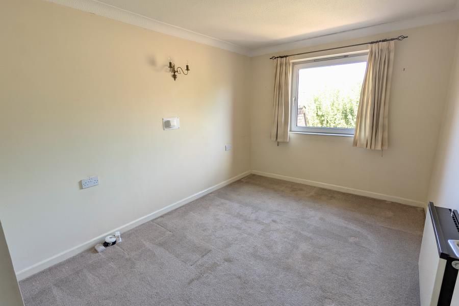 Property photo 3 of 8
