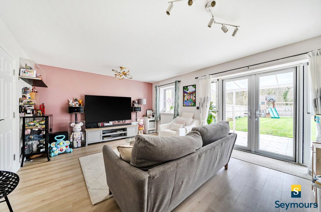 Property photo 2 of 25 Picture No. 39