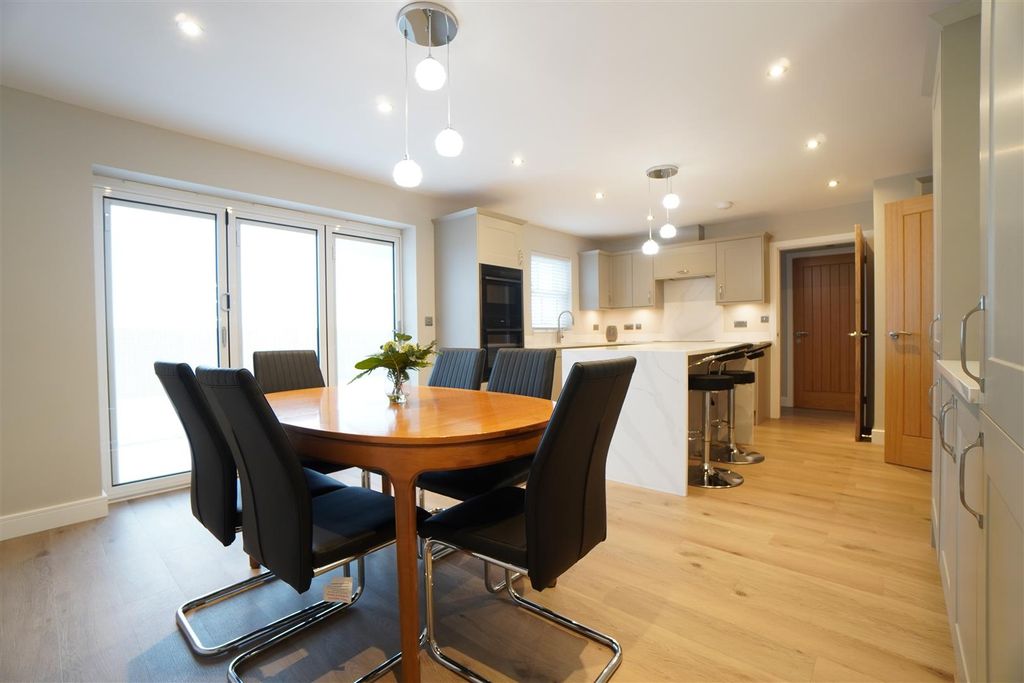 Property photo 2 of 21 Dsc07288.Jpg