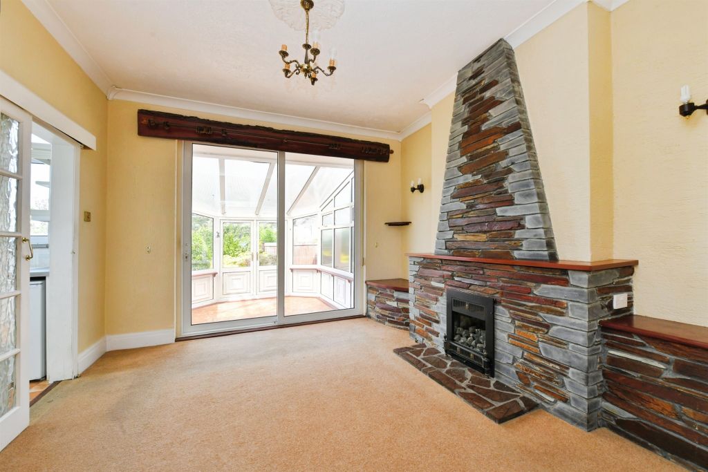 Property photo 3 of 20