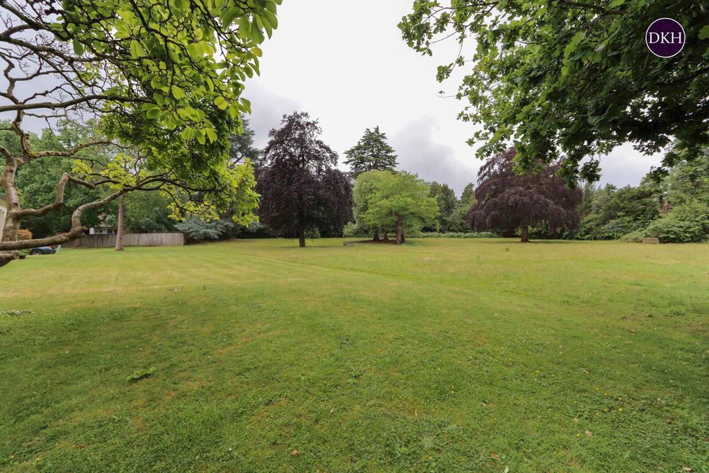 Property photo 3 of 10 Picture No. 09