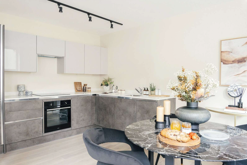 Property photo 3 of 9