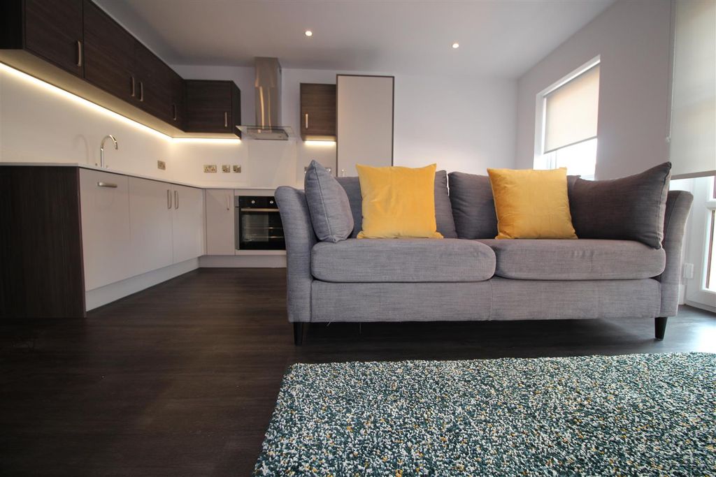 Property photo 1 of 12 Img_5675.Jpg