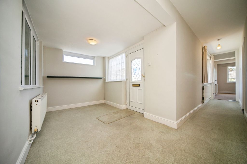 Property photo 2 of 16 Pbox-Img.Jpg