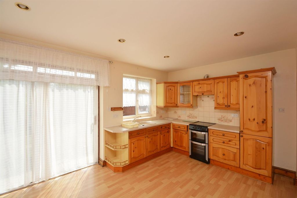Property photo 3 of 9 Bj3Obxqovusrbczxeossiq.Jpg