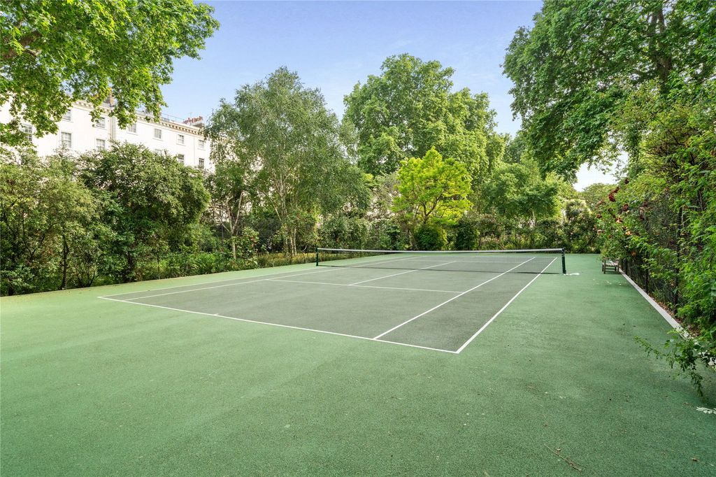 Property photo 2 of 18 Picture No. 31