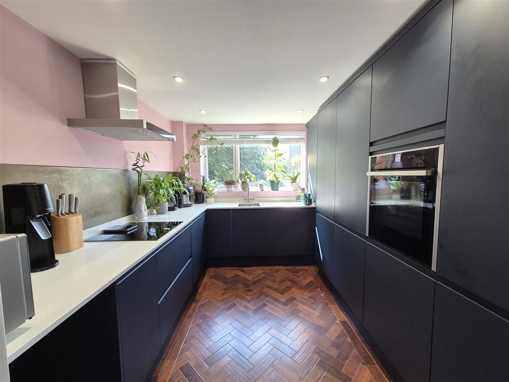Property photo 3 of 15 Roseki.Jpg
