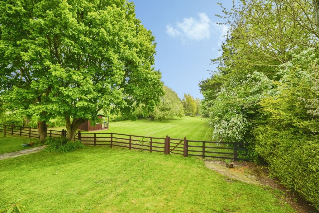 Property photo 3 of 31 Pbox-Img.Jpg