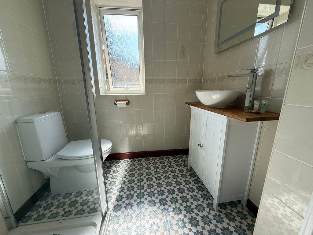 Property photo 3 of 21 Shower Room