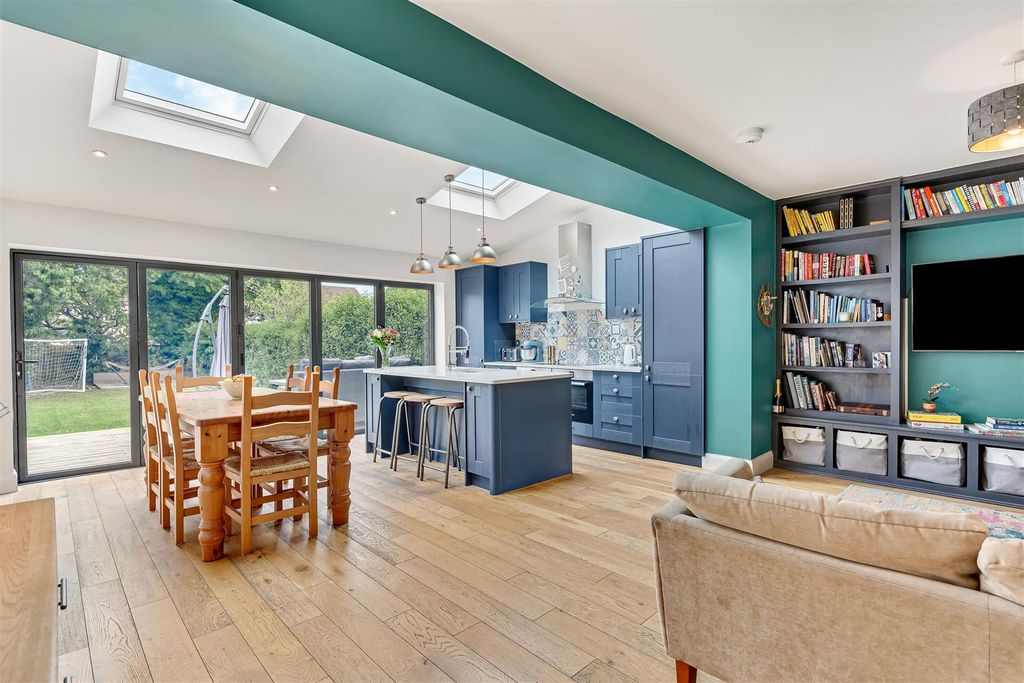 Property photo 2 of 25 64 Risborough Family Room.Jpg