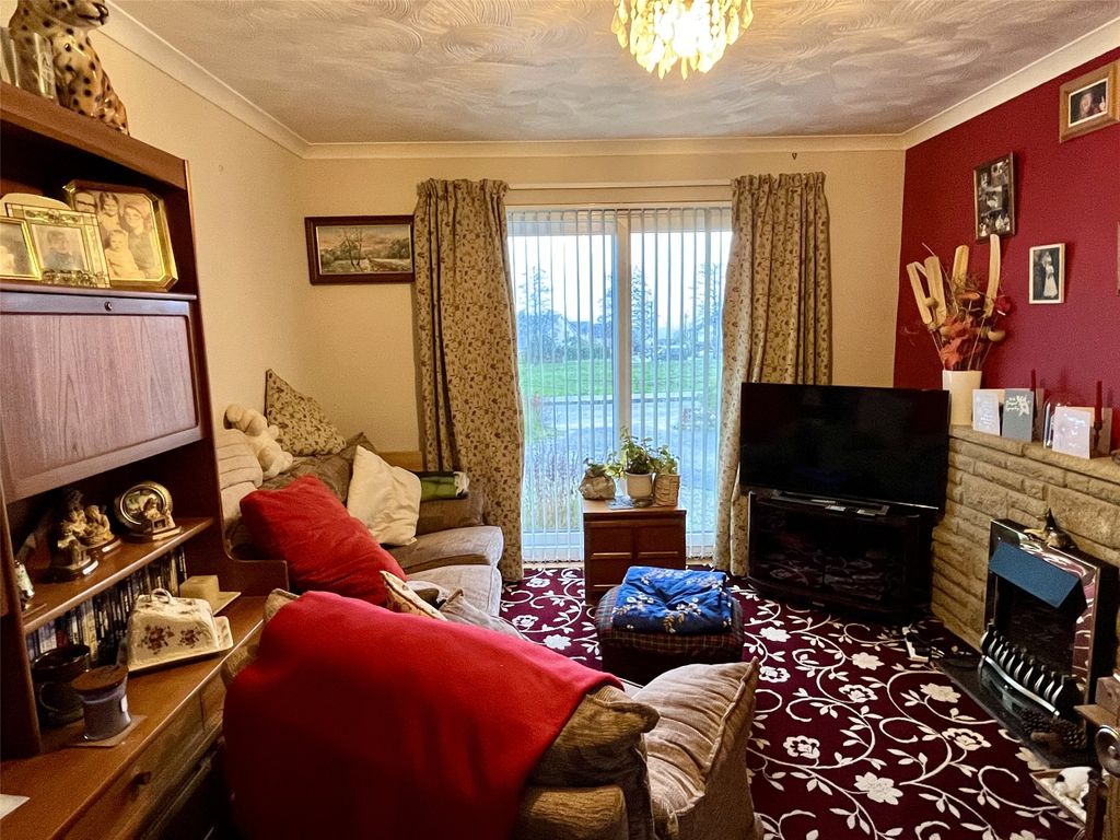 Property photo 3 of 11 Picture No. 09
