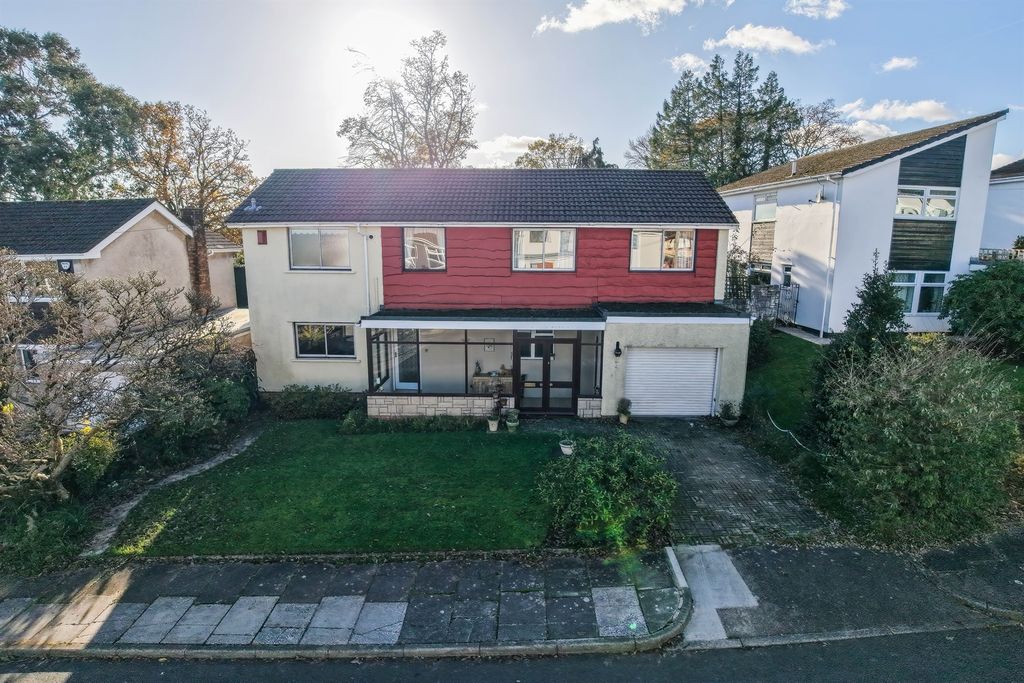 房产图片 31 - 出售独立别墅，四卧室，Holly Grove，Lisvane，卡迪夫 CF14