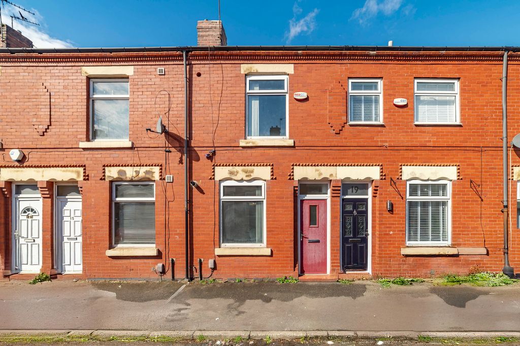 Property photo 1 of 13