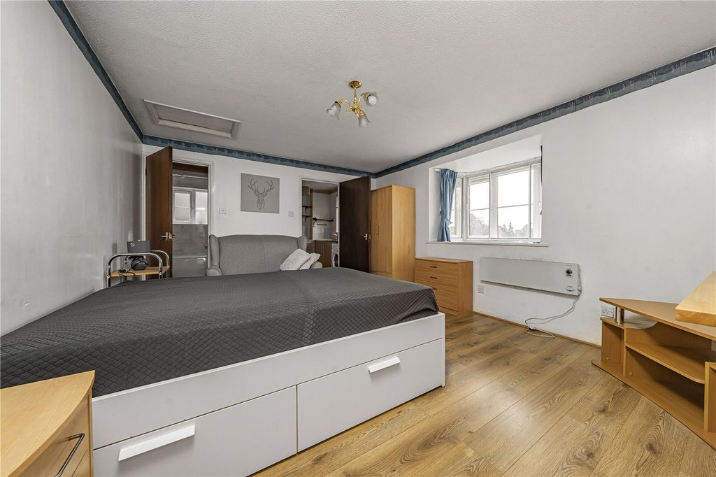 Property photo 2 of 8 Picture No. 03