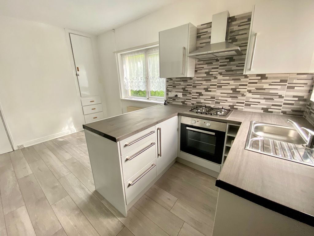 Property photo 2 of 8 Image