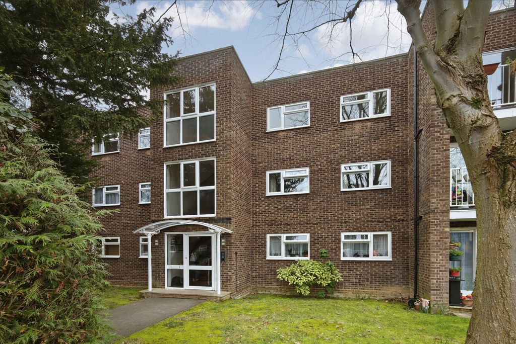 Property photo 1 of 12