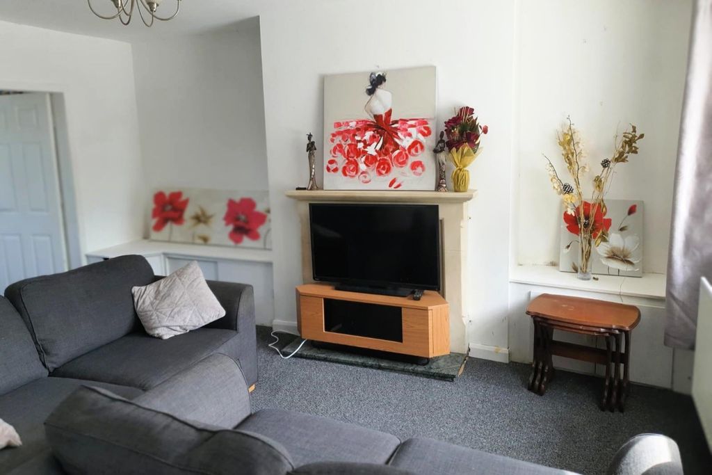 Property photo 2 of 4 70Df7Efe-34A2-40Ac-9306-8E886A35152d.Jpg