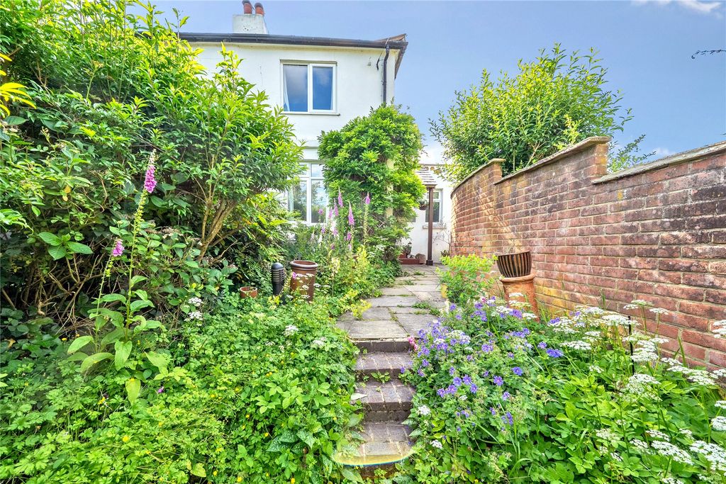 Property photo 1 of 21 Picture No. 15