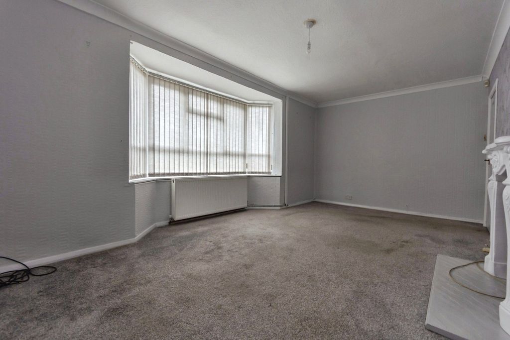 Property photo 2 of 16 Living Room