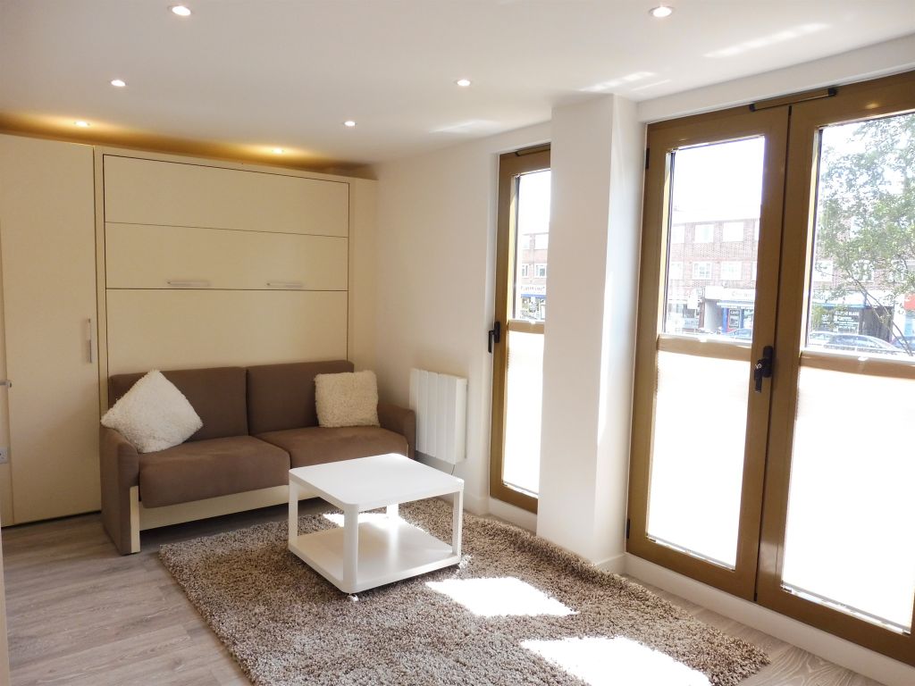 Property photo 2 of 10