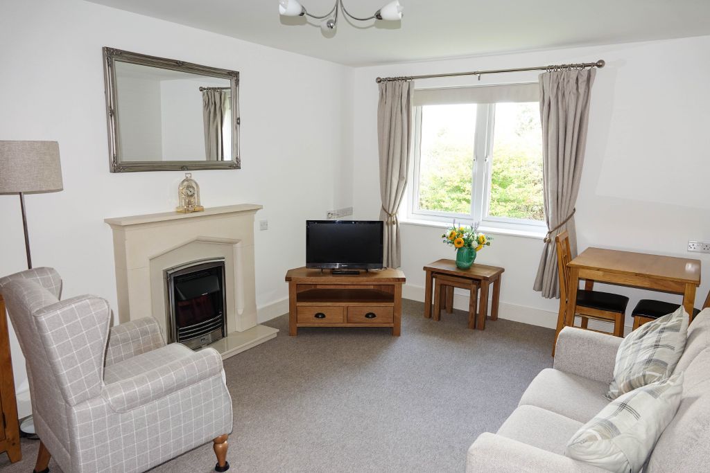 Property photo 2 of 11