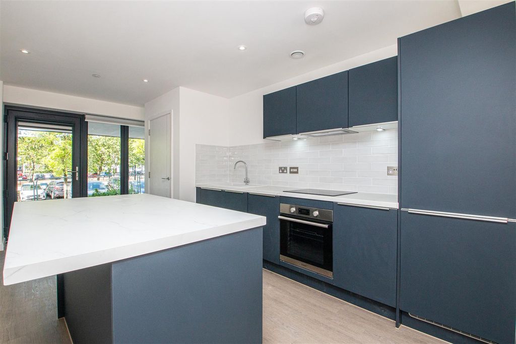 Property photo 3 of 15 51Braf_1.Jpg