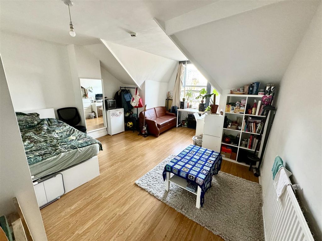 Property photo 1 of 5 Tempimageshasuz.Jpg