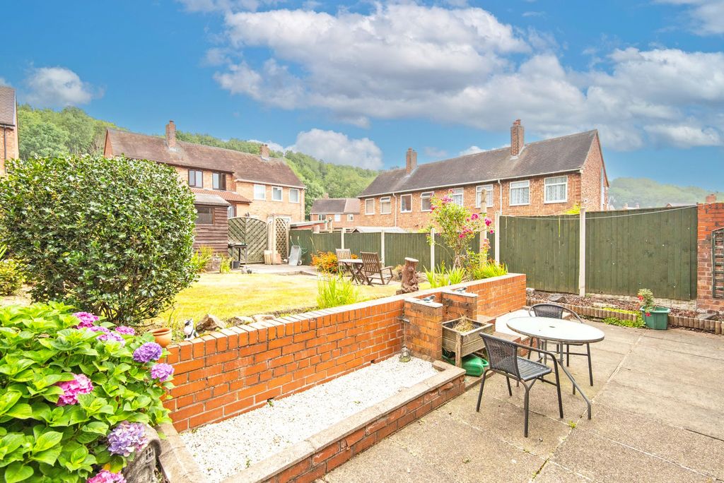 Property photo 2 of 16