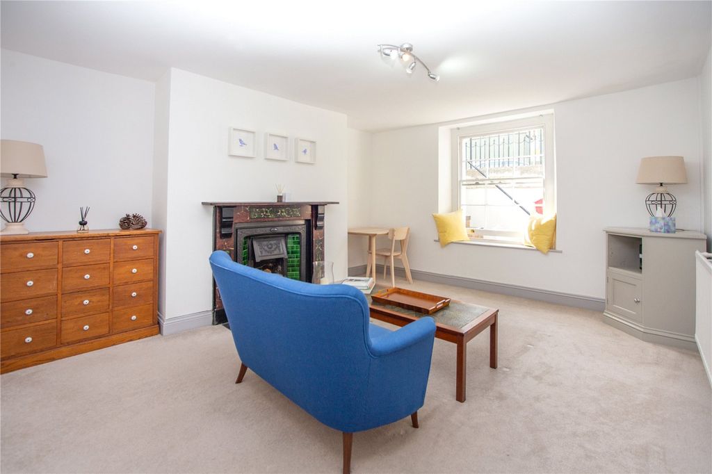 Property photo 1 of 11 Picture No. 35