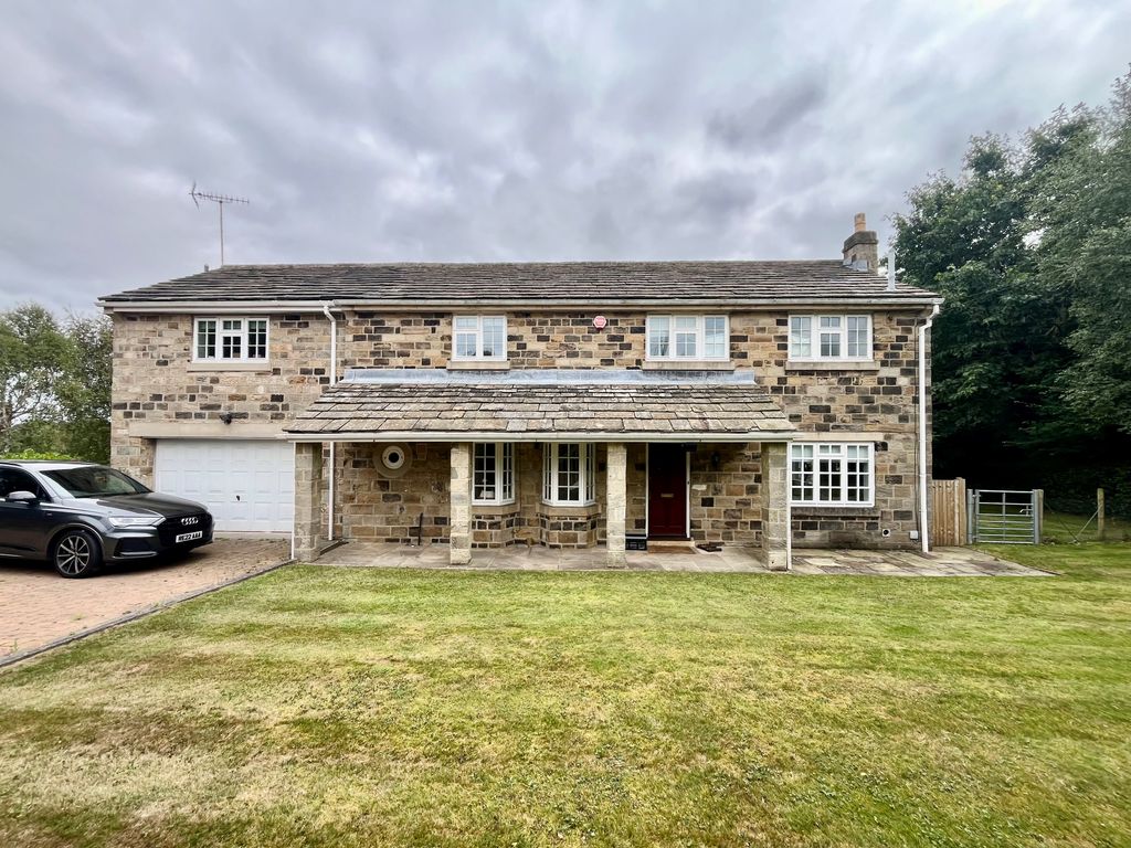 Property photo 2 of 18 Image