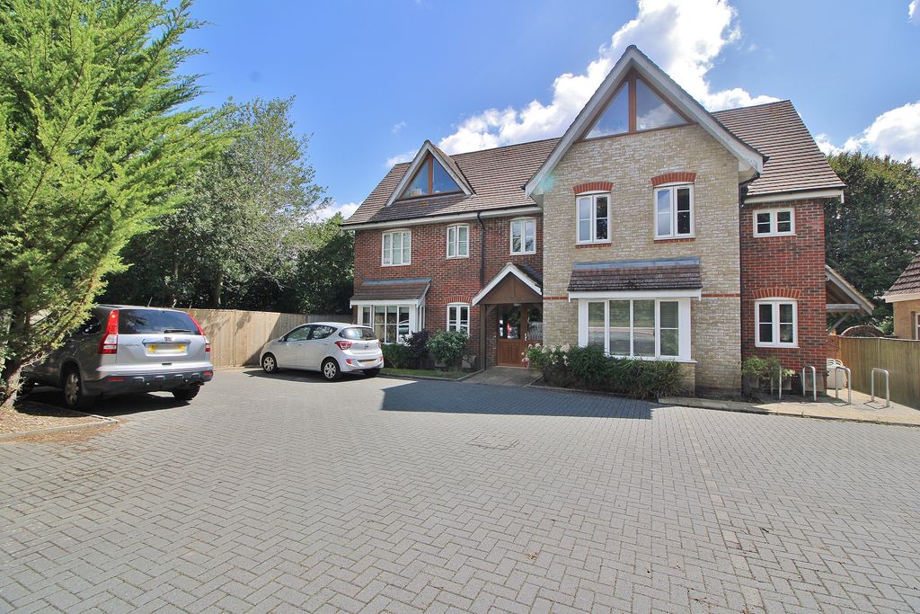 Property photo 1 of 14