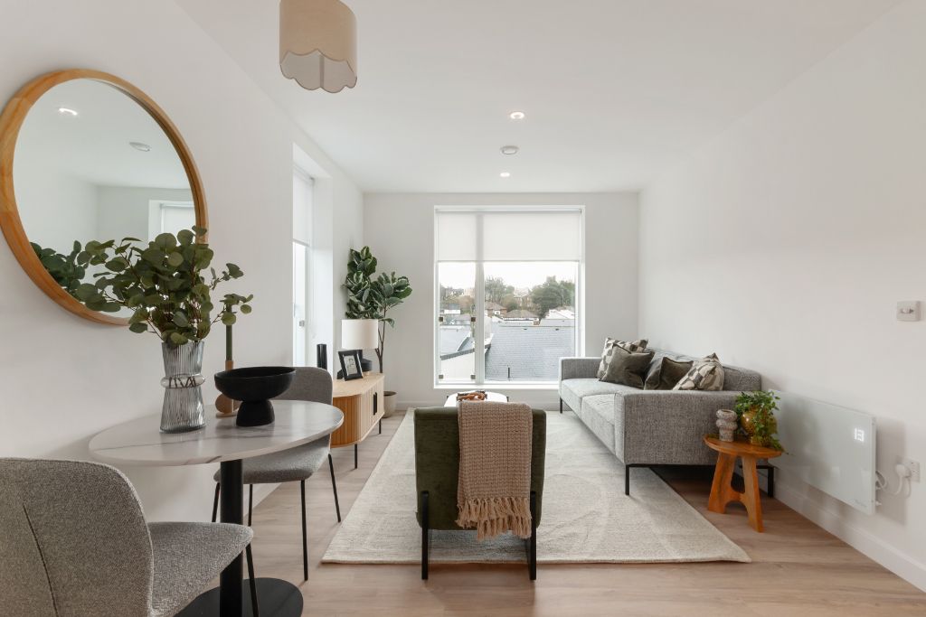 Property photo 2 of 11