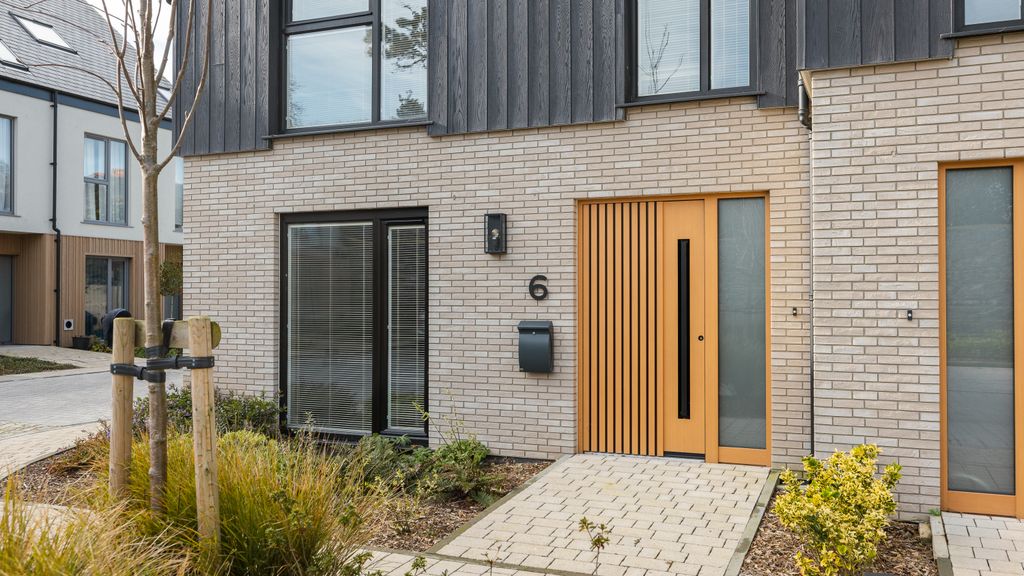 Property photo 3 of 20