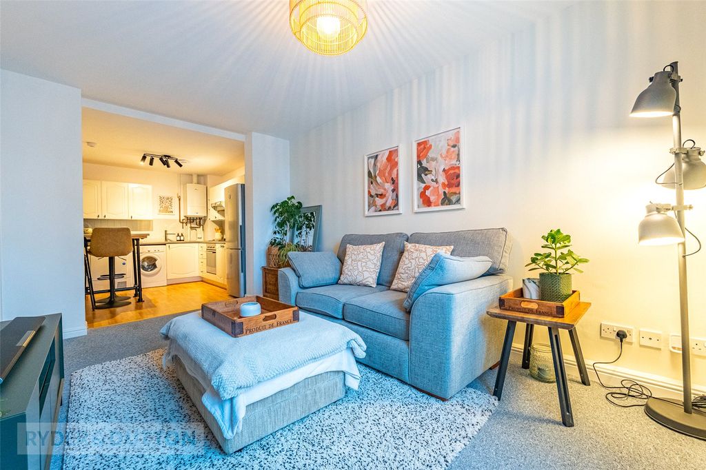 Property photo 2 of 24 Picture No. 10