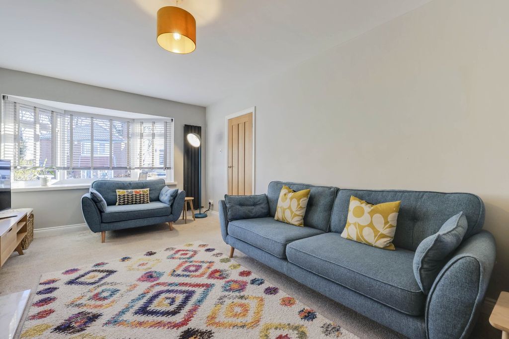 Property photo 2 of 15 Picture No. 10