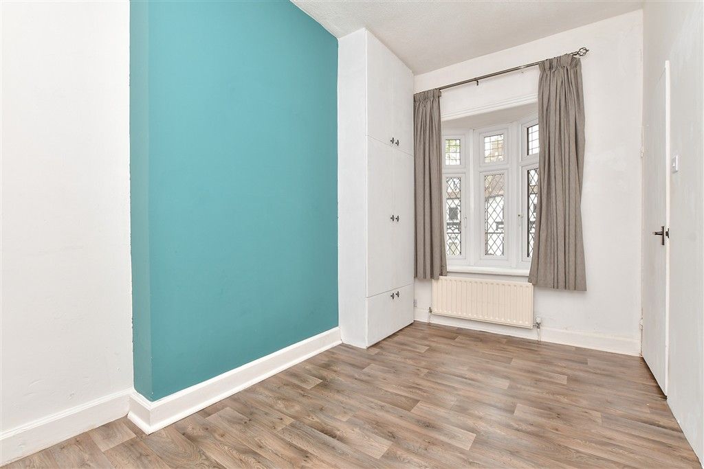Property photo 1 of 8 Bedroom