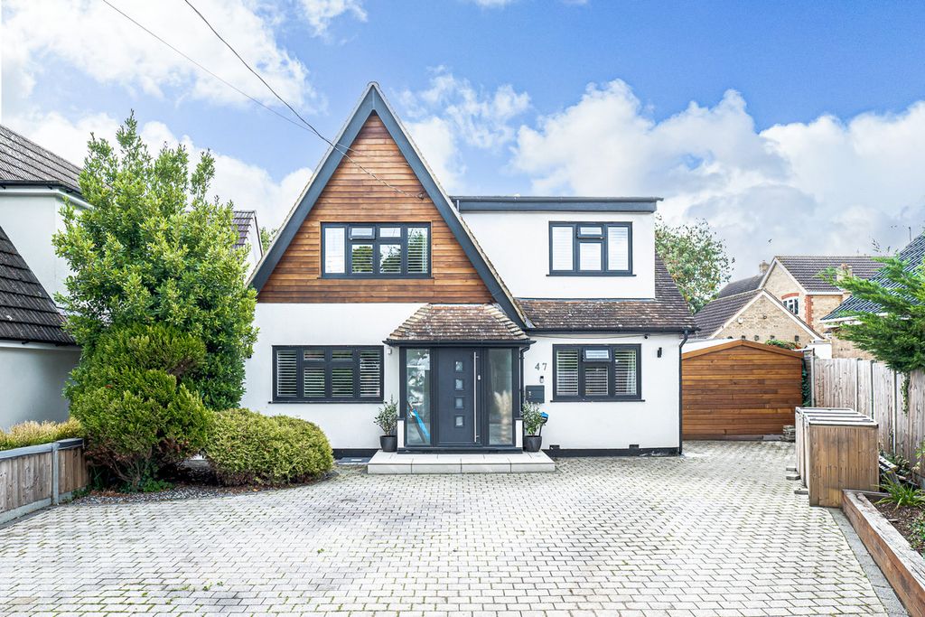 Property photo 1 of 41