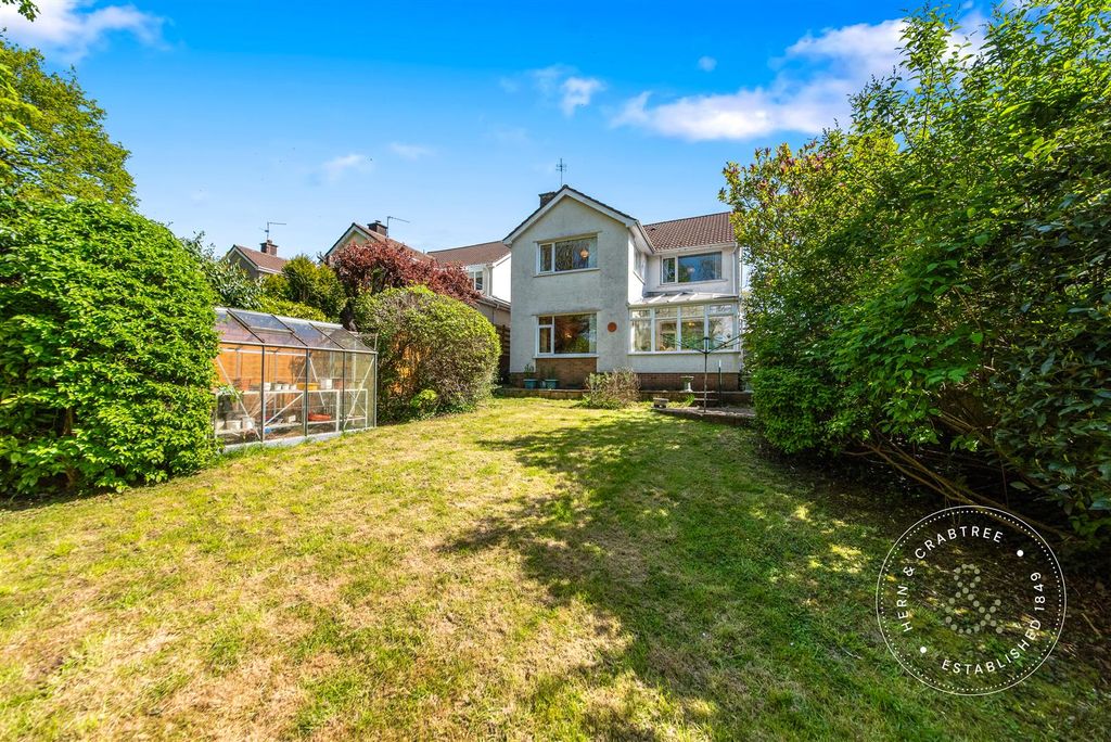 Property photo 2 of 53 Bronwydd-Avenue-41.Jpg