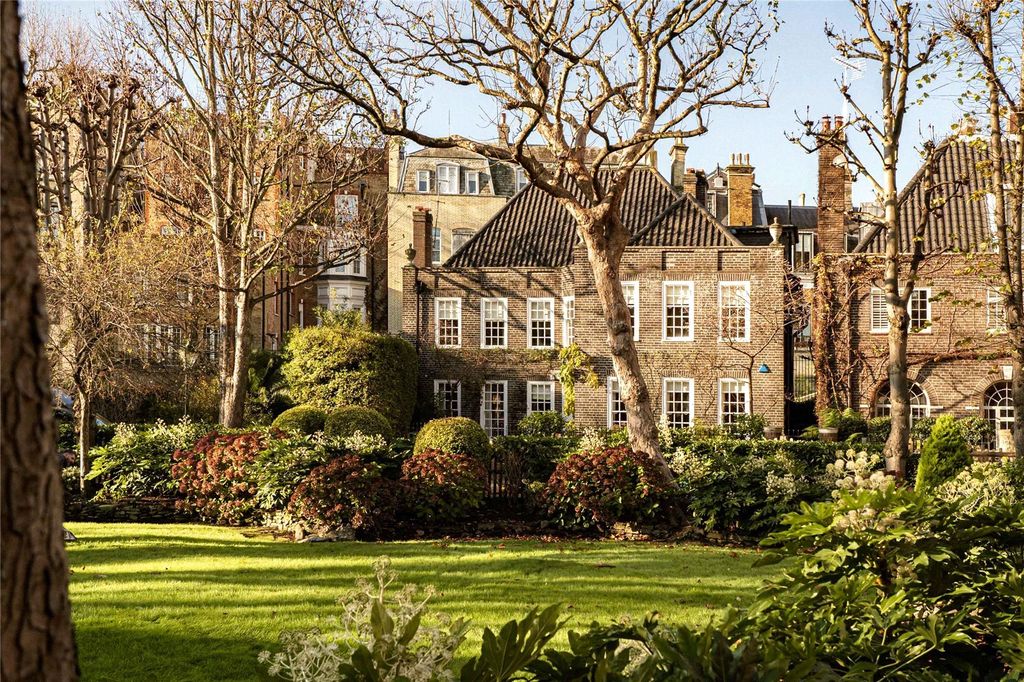 Property photo 1 of 6 Garden