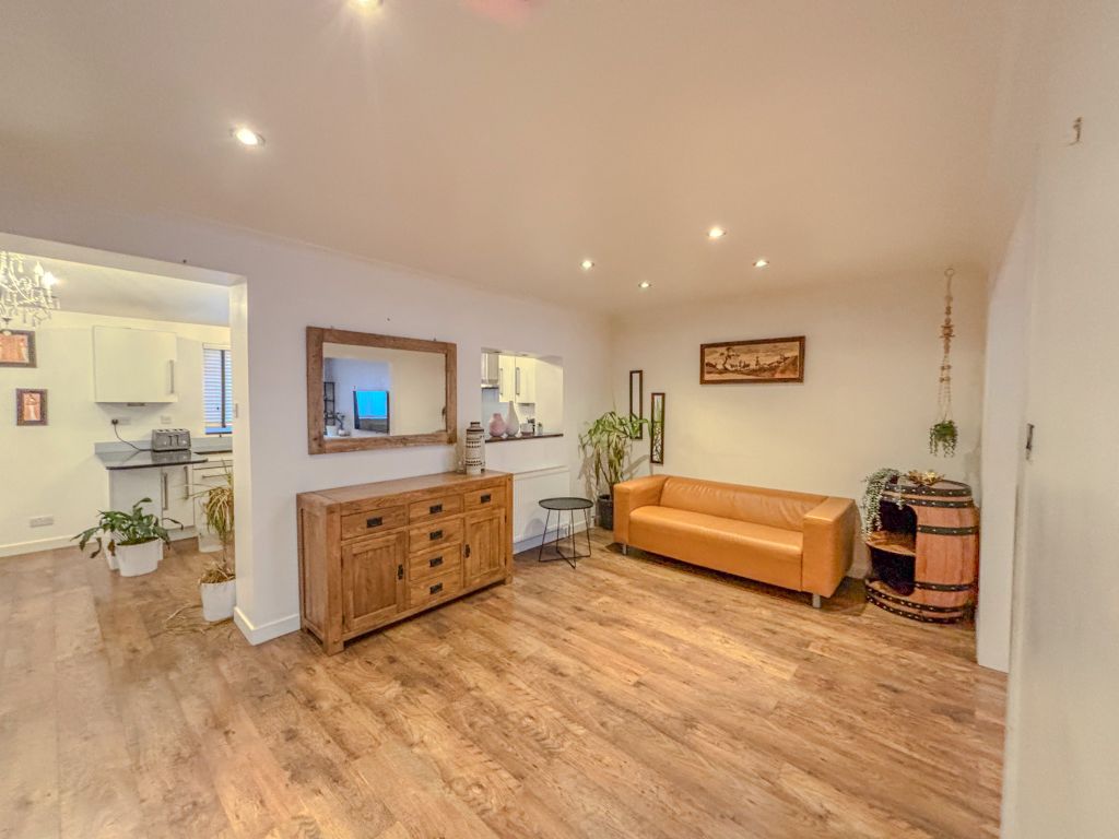 Property photo 1 of 25