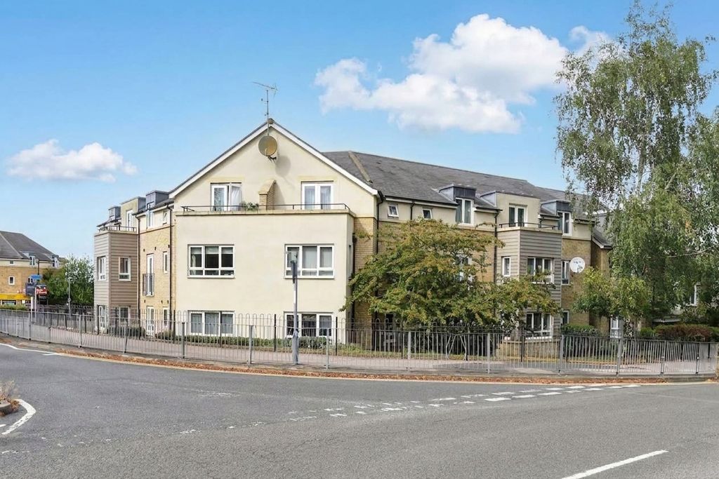 Property photo 1 of 6