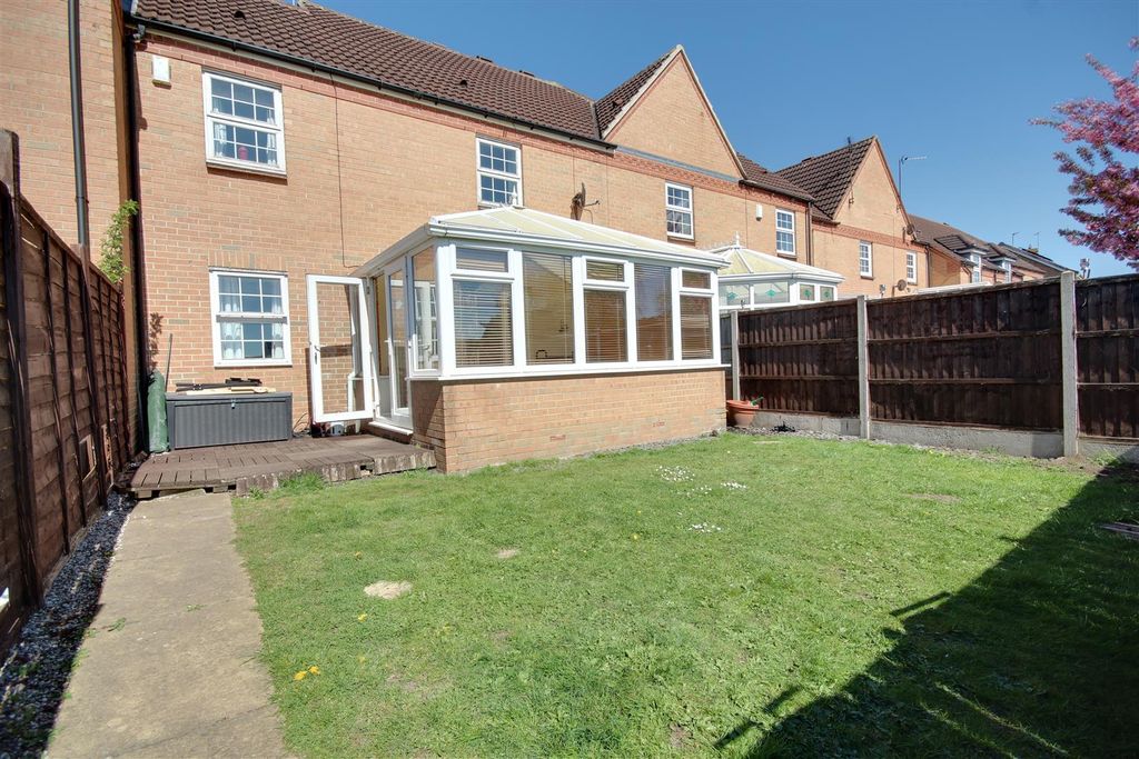Property photo 2 of 14 Rear View