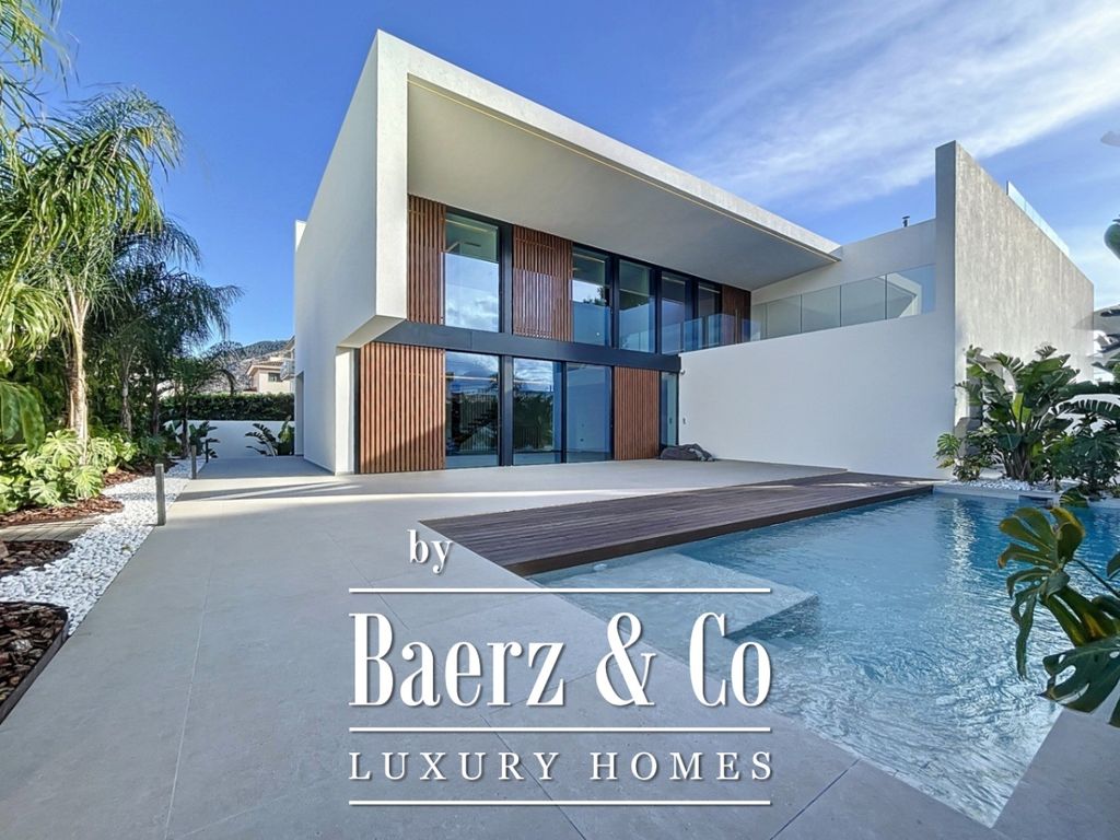 Property photo 1 of 32