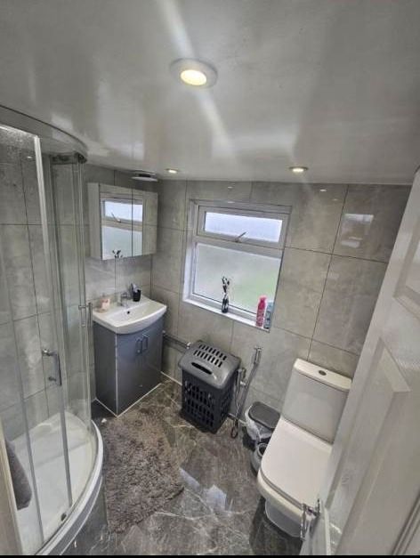 Property photo 3 of 3