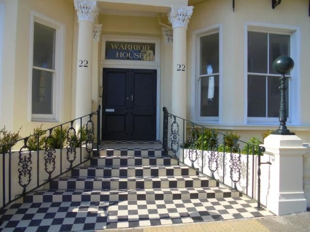 Property photo 2 of 6