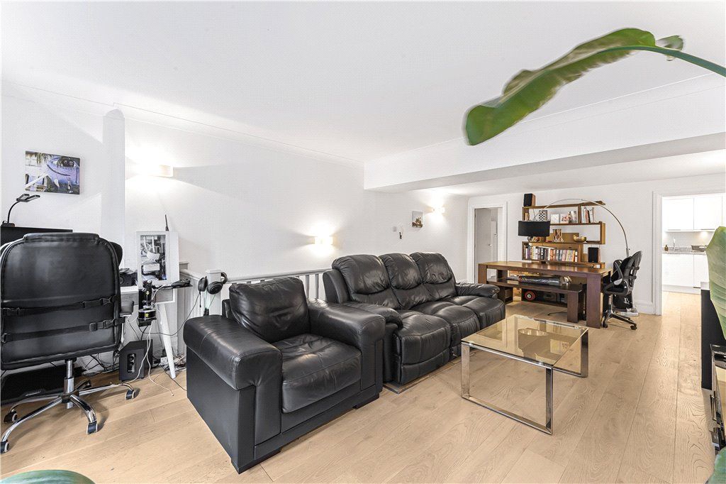 Property photo 3 of 7 Reception Room