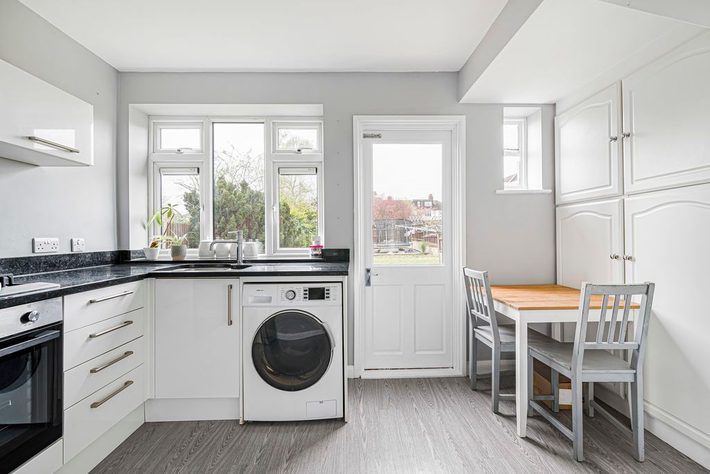 Property photo 3 of 20 Photo 13