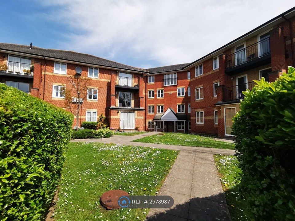 Property photo 1 of 12