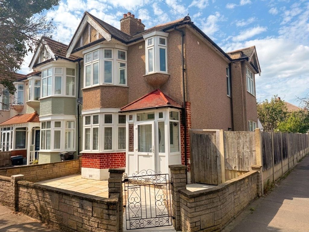 Property photo 1 of 16 Picture No. 12