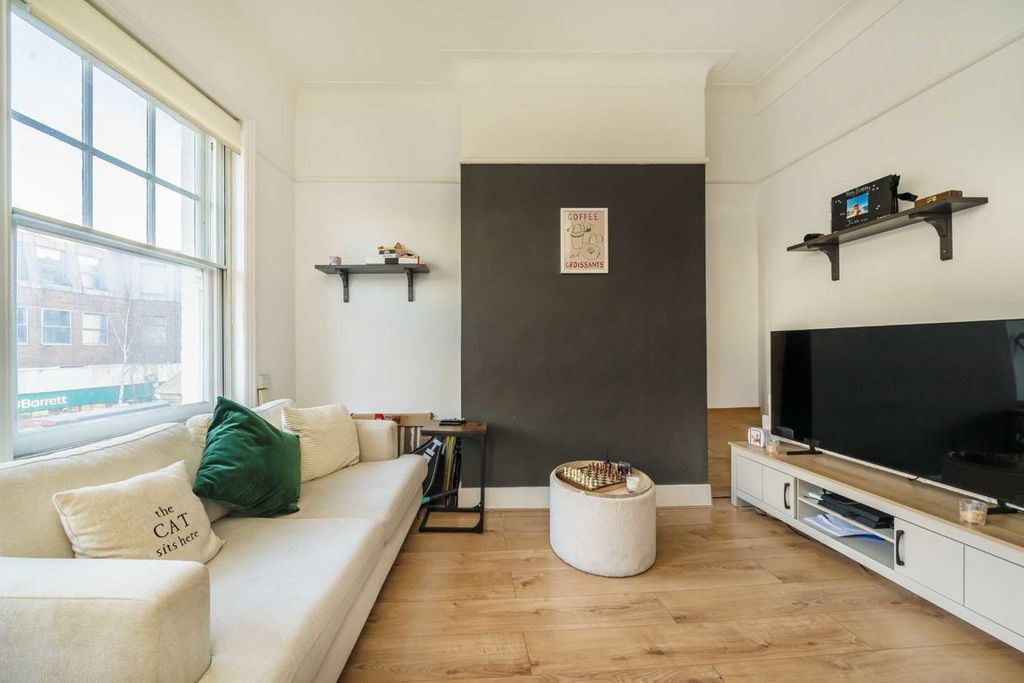 Property photo 2 of 4